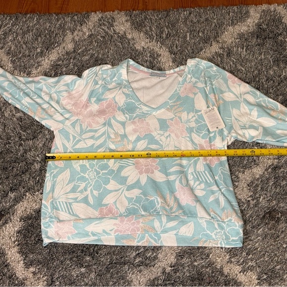 NWT PJ Salvage Pajama Top Size XL Fleece V-Neck Long Sleeve Floral Peachy Cozy - Picture 8 of 9